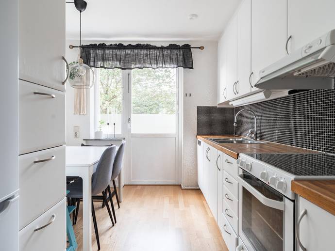 3 rok · 70 m² · Östra tallgatan 4A