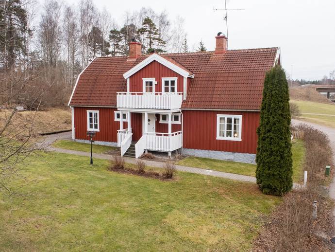 7 rok · 222 m² · Martinvägen 2