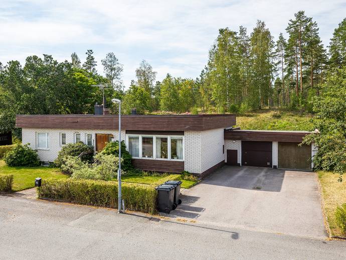 4 rok · 110 m² · Strandvägen 3