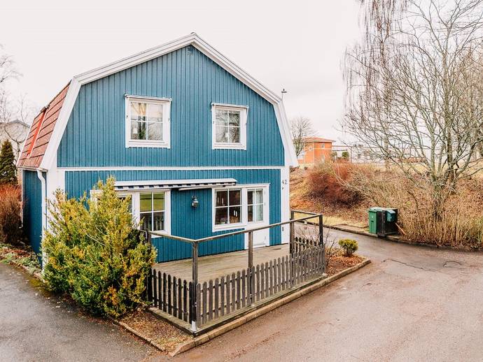 6 rok · 130 m² · Liljegårdsgatan 42