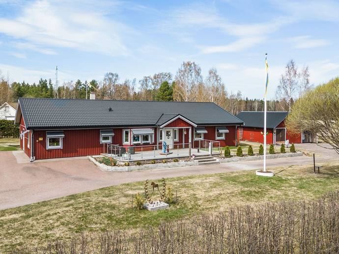 5 rok · 187 m² · Vikavägen 64