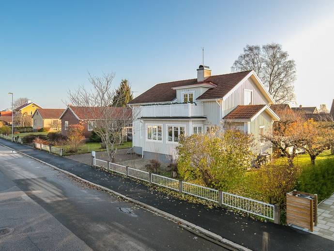 7 rok · 174 m² · Lilleskogsvägen 19