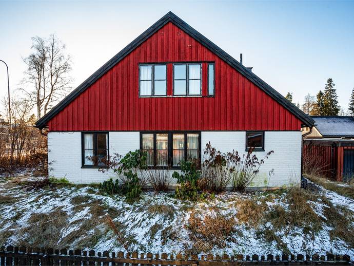 6 rok · 148 m² · Hästvägen 5