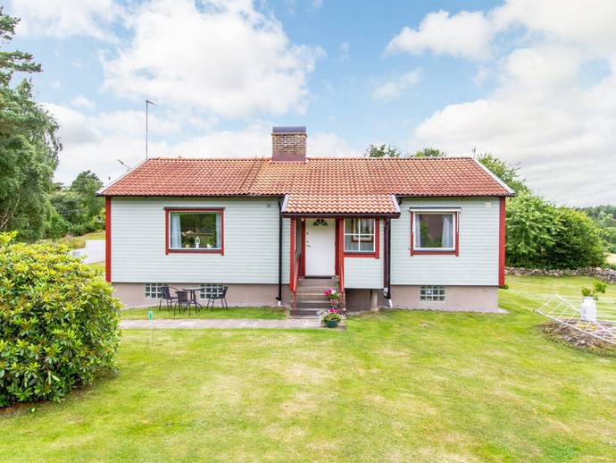 3 rok · 90 m² · Björkebacksvägen 4