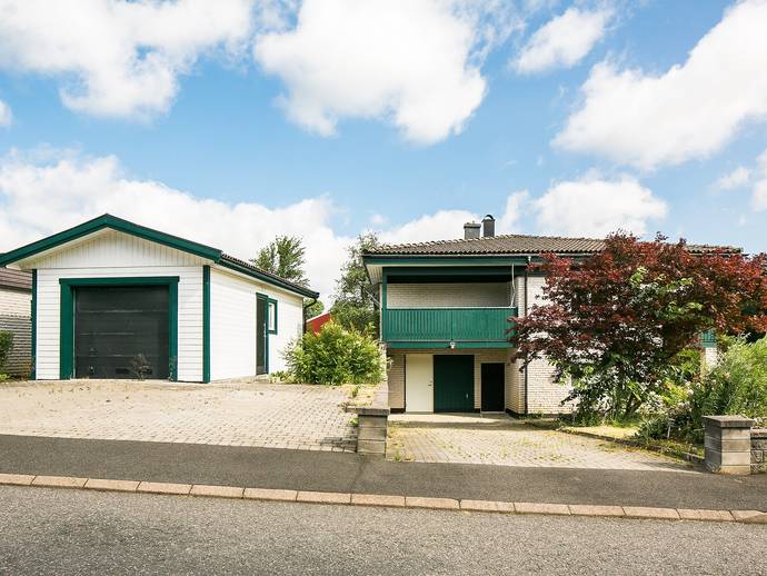 7 rok · 197 m² · Smaragdvägen 2
