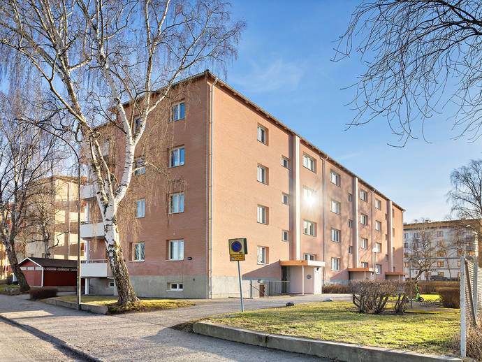 2 rok · 58 m² · Västeråsvägen 14C