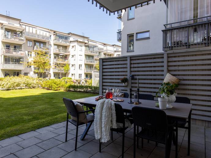 3 rok · 82 m² · Rostagatan 8