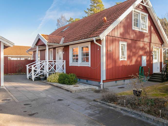6 rok · 140 m² · Stenhammarsvägen 135