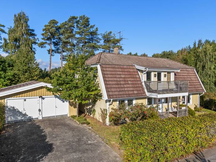 5 rok · 184 m² · Knektvägen 9