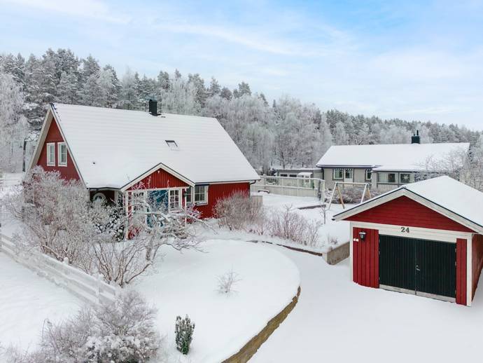 5 rok · 143 m² · Mandelblomvägen 24