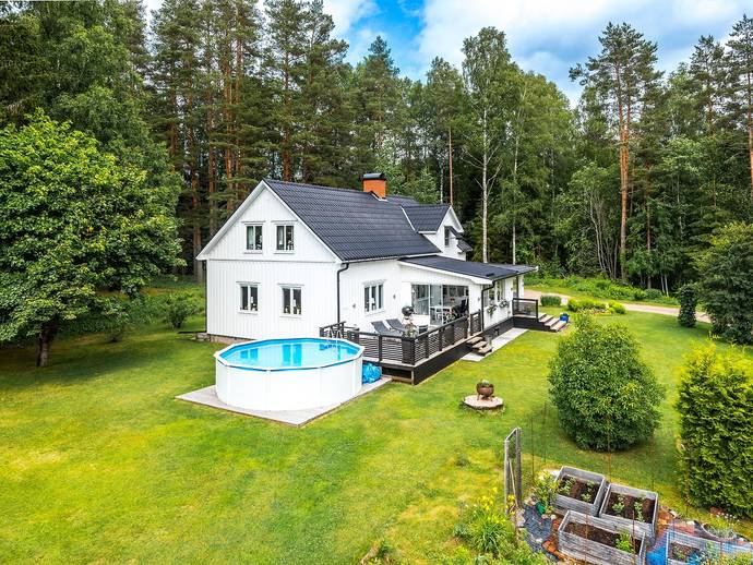 6 rok · 135 m² · Mjönäsvägen 69