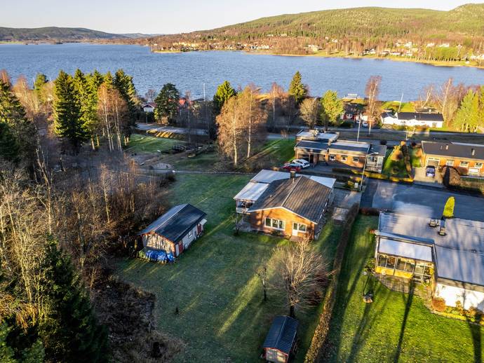 7 rok · 152 m² · Svartbäcksvägen 8