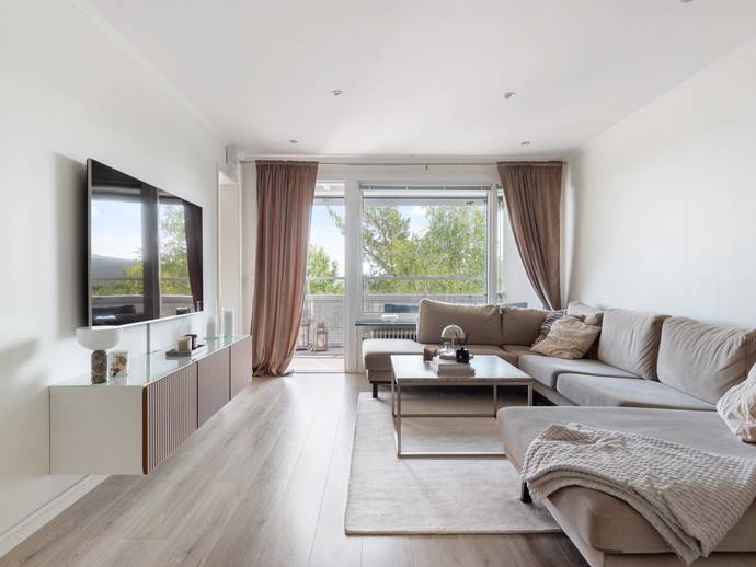 2 rok · 64 m² · Rosenhöjdsvägen 28