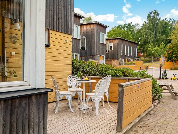 5 rok · 131 m² · Gällsta bygränd 12