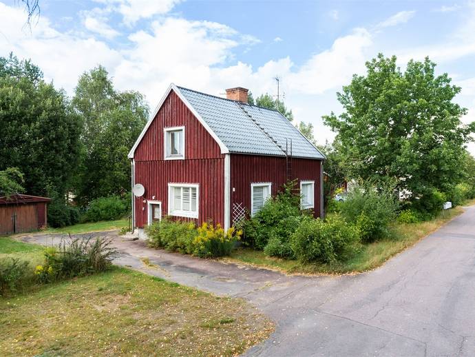 4 rok · 83 m² · Folketshusvägen 3