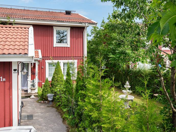 4 rok · 112 m² · Söderby Gårdsväg 1B
