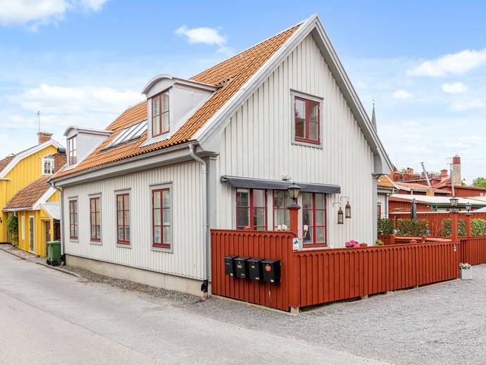 6 rok · 131 m² · Djurgårdsgatan 17A