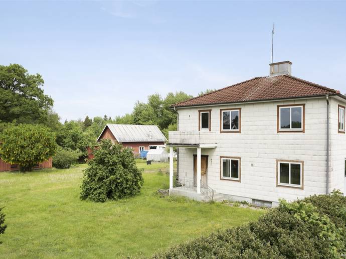 6 rok · 144 m² · Centrumvägen 15