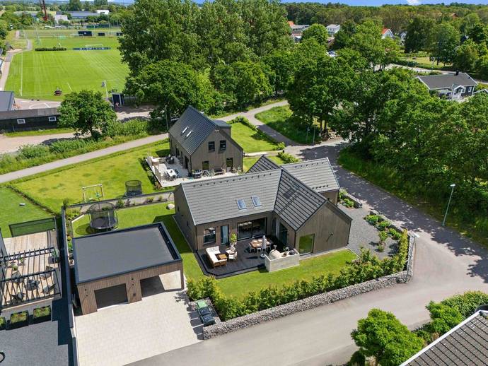 6 rok · 162 m² · Lingonvägen 9