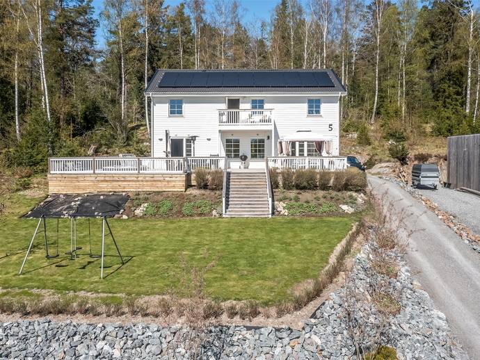 6 rok · 194 m² · Söderby backe 5