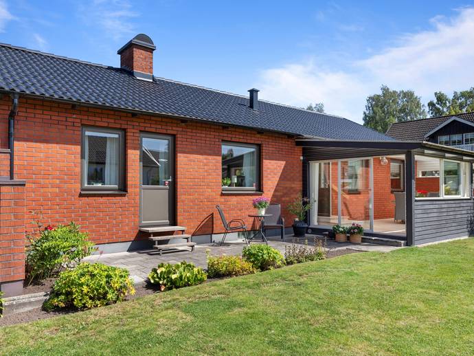 4 rok · 114 m² · Poppelvägen 16