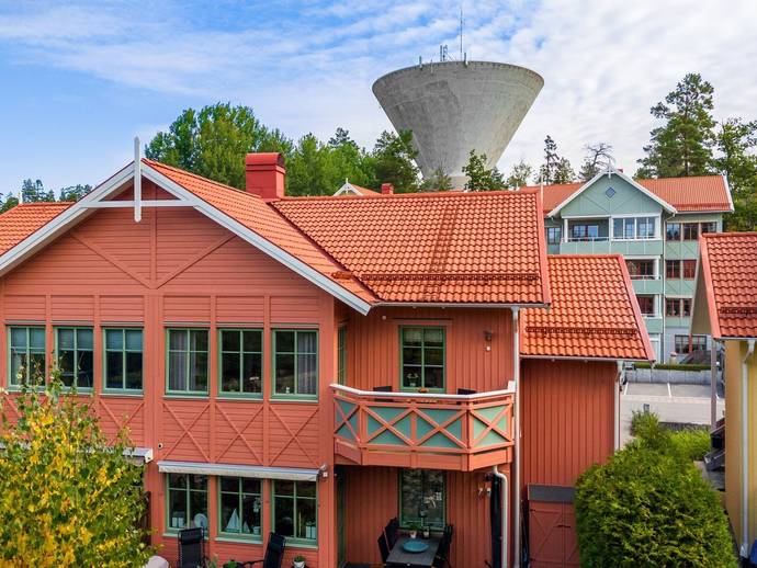 3 rok · 76 m² · Skogsrovägen 16