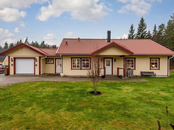 5 rok · 127 m² · Hemskogen 32