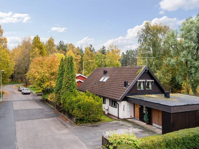 5 rok · 156 m² · Mästersmedsvägen 12