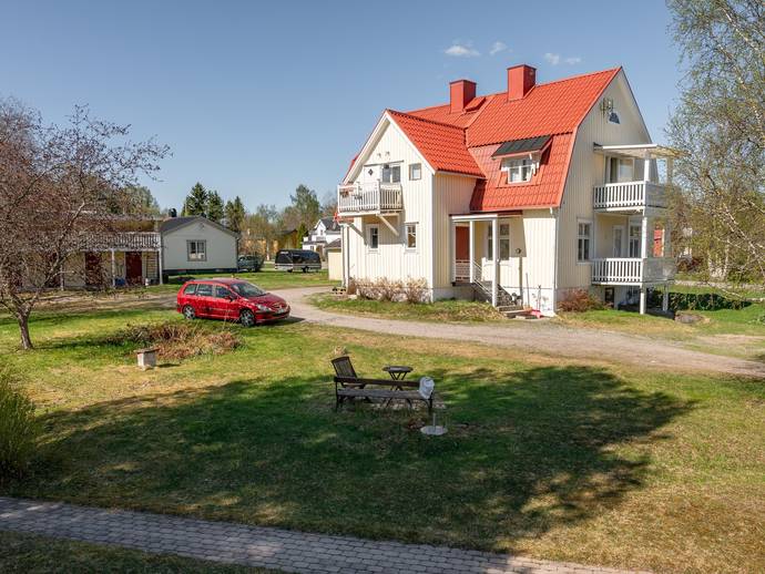 8 rok · 160 m² · Ånäsvägen 2