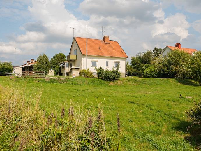 6 rok · 121 m² · Hammarbacksvägen 2