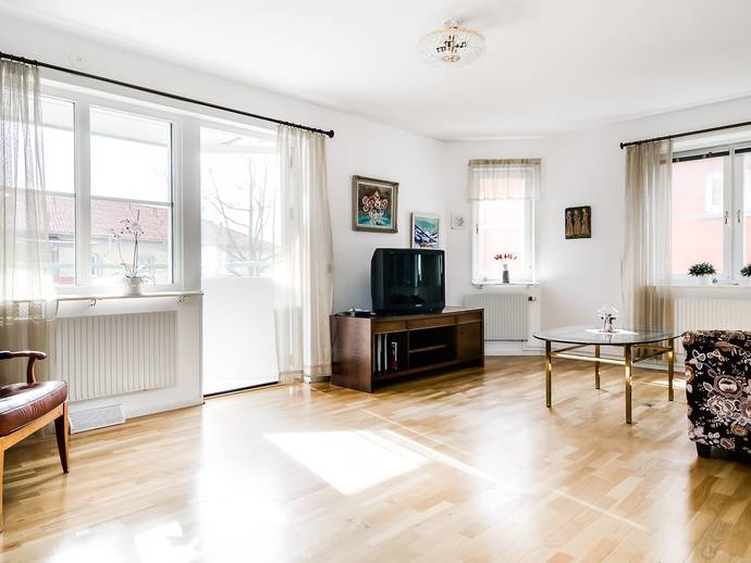 3 rok · 84 m² · Skolgatan 17 b