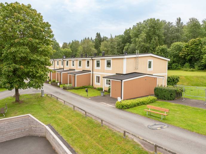 2 rok · 81,1 m² · Högalundsvägen 37