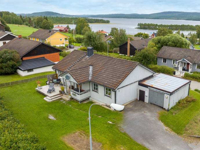 6 rok · 103 m² · Södra Birgersvägen 3