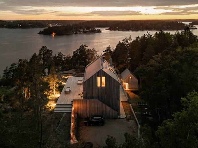 6 rok · 332 m² · Fyrvägen 36A+B