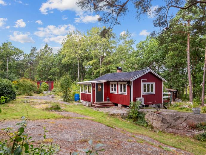 2 rok · 42 m² · Stillings väg 17-4 Stuga nr 7