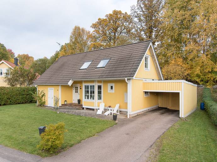 4 rok · 90 m² · Mandelblomsvägen 18