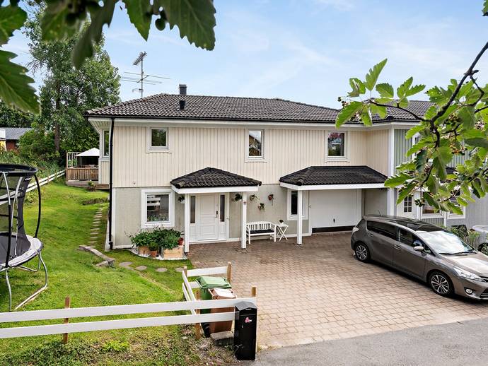 6 rok · 166 m² · Hasselvägen 10B