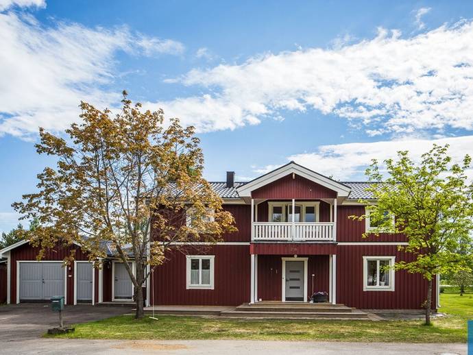6 rok · 180 m² · Mangårdsgatan 26