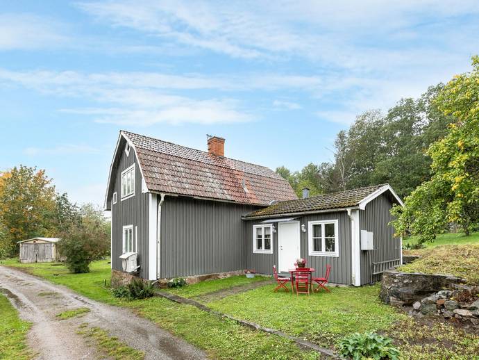 3 rok · 104 m² · Falerum Jonsbo