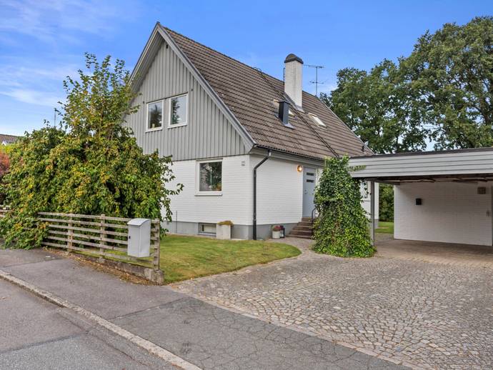 5 rok · 157 m² · Häggvägen 5
