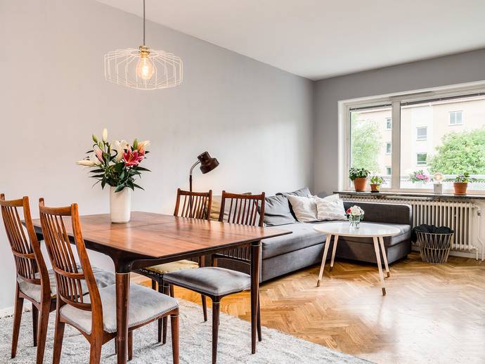 2 rok · 57 m² · Hyttlidgatan 67B