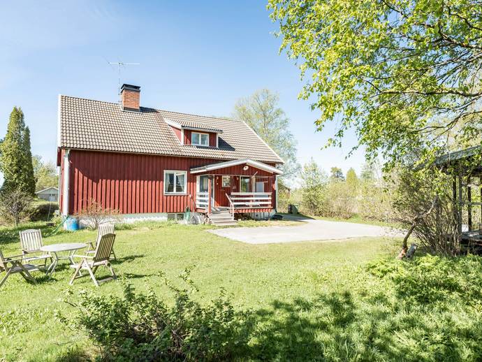 185 m² · Hackåsvägen 63