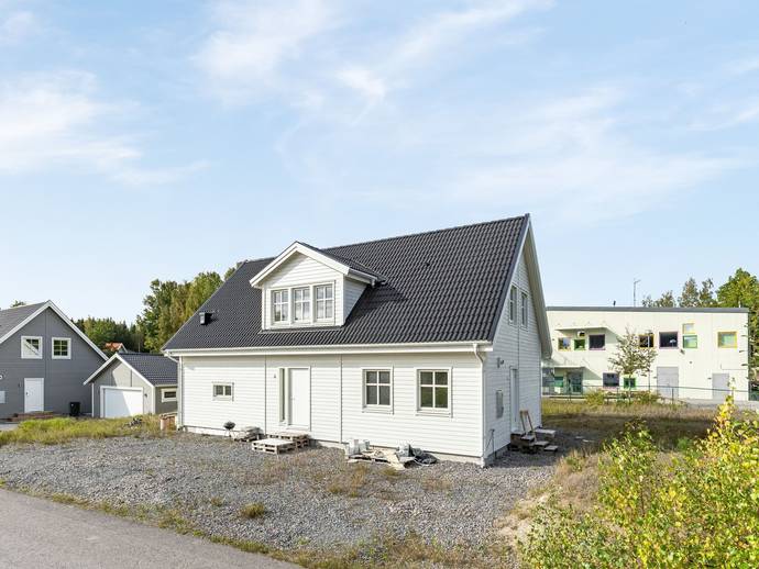 6 rok · 168 m² · Smedstugevägen 2