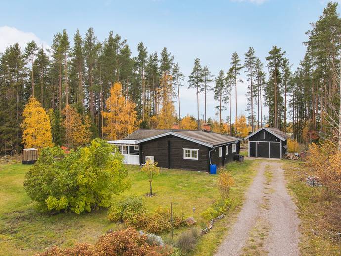3 rok · 95 m² · Lingonstigen 102