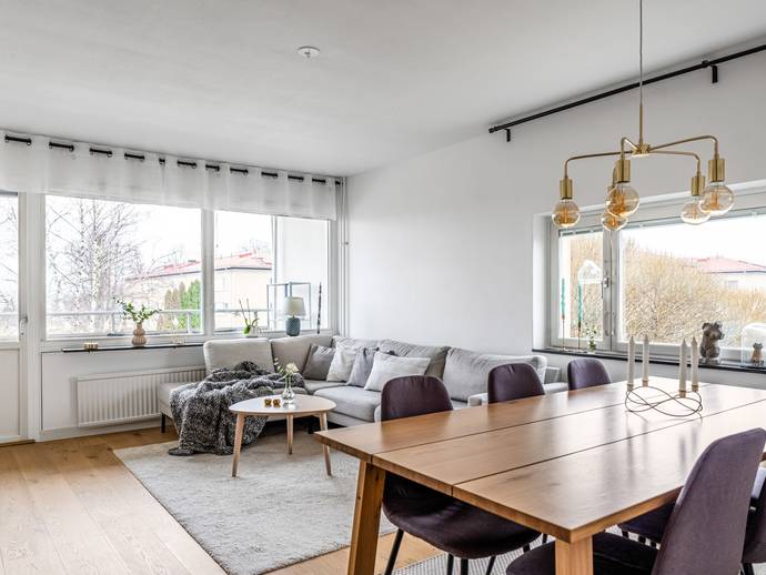 4 rok · 94 m² · Sörgården 153