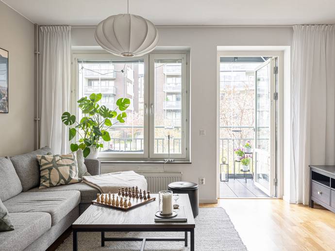 2 rok · 43 m² · Ågesta Broväg 62, 2tr