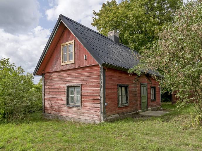 2 rok · 30 m² · Roma Stora Väller 131