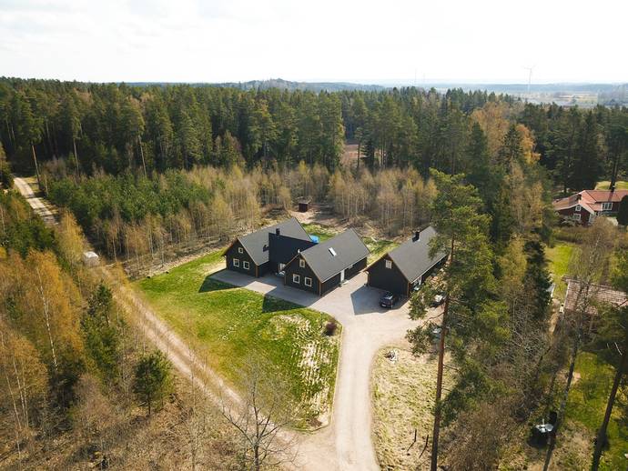 7 rok · 226 m² · Hökaskog 2