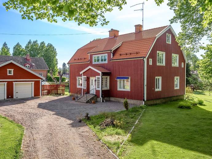 6 rok · 213 m² · Klockarvägen 3
