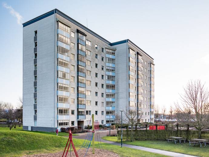2 rok · 65 m² · Karolingatan 16